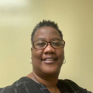 Meet your Posher, Vivian